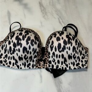 Victoria's Secret Black and Cream Animal Print Bra